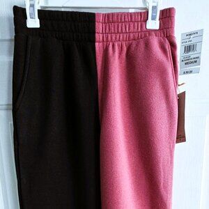 NWT Boscovs Moral Fiber Juniors Black & Deco Rose Jogger Fleece Winter Medium